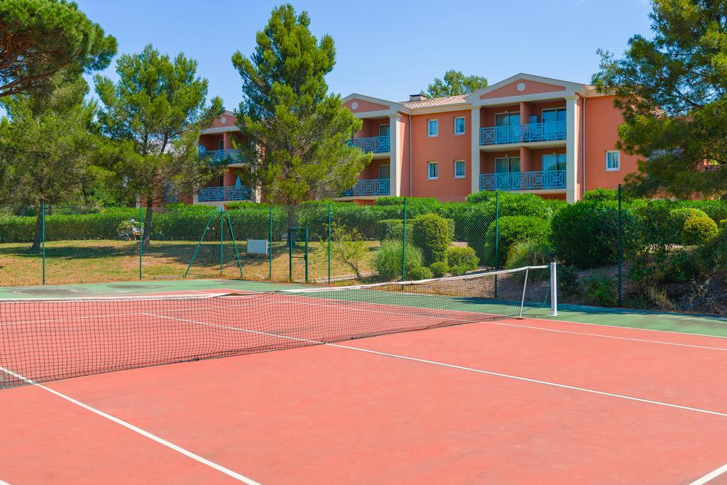 Lagrange Vacances Le Domaine Des Grands Pins Saint-Raphael  Bagian luar foto