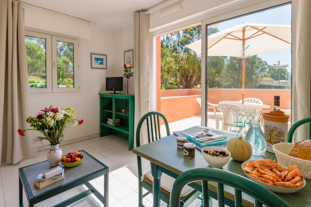 Lagrange Vacances Le Domaine Des Grands Pins Saint-Raphael  Ruang foto