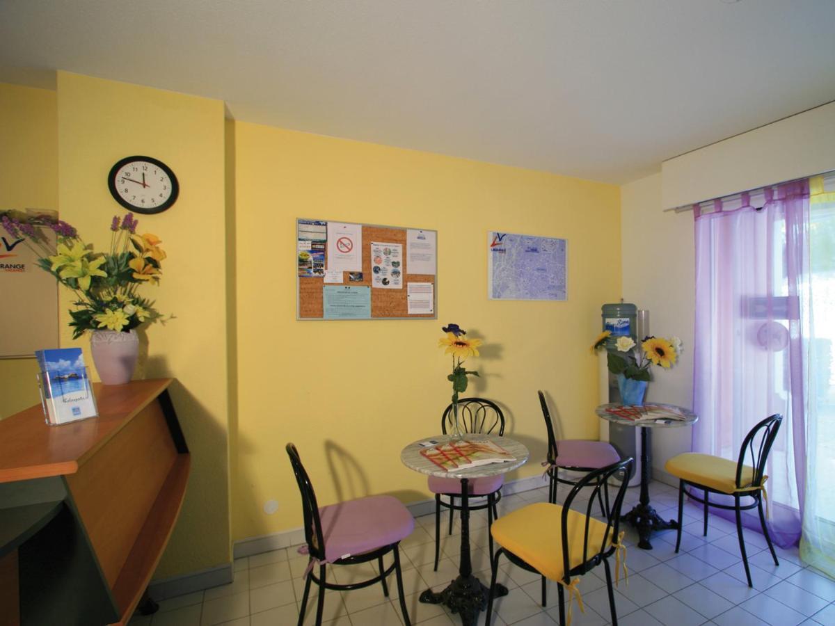 Lagrange Vacances Le Domaine Des Grands Pins Saint-Raphael  Bagian luar foto